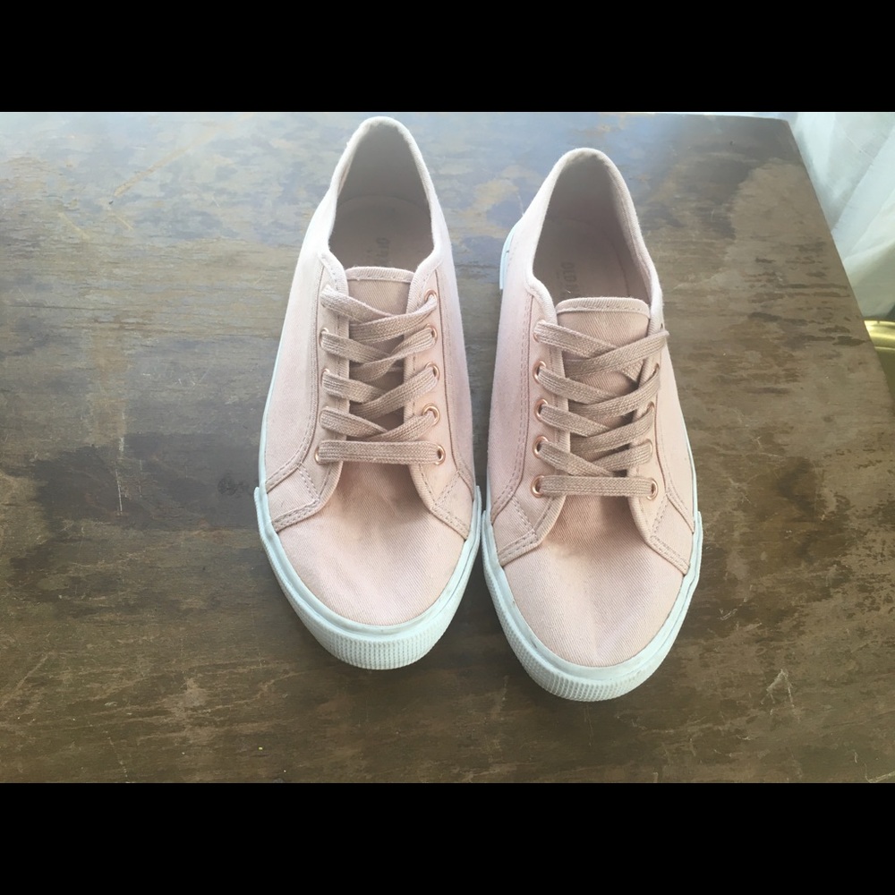 Pale pink tennis shoes